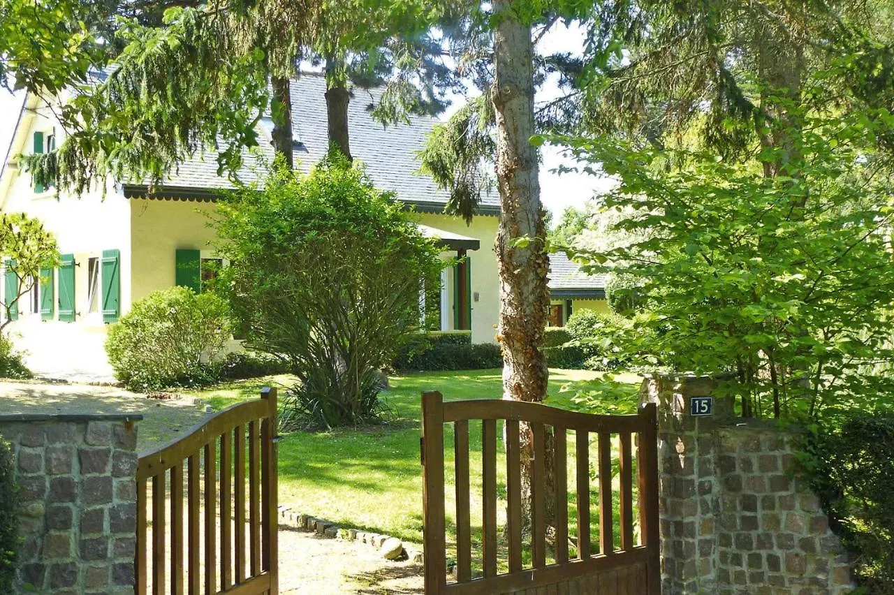 Holiday Home, Hillion 0*,