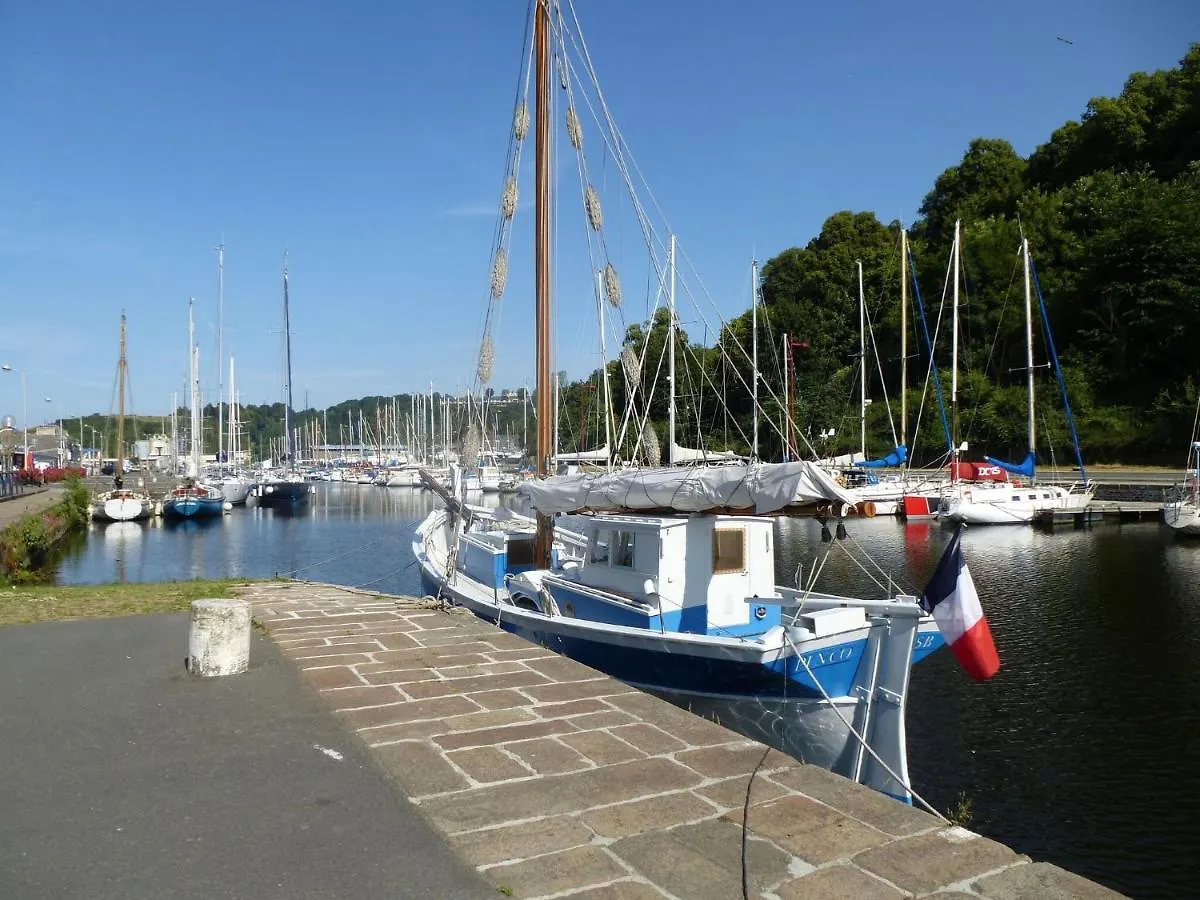 Holiday Home, Hillion 0*,  France